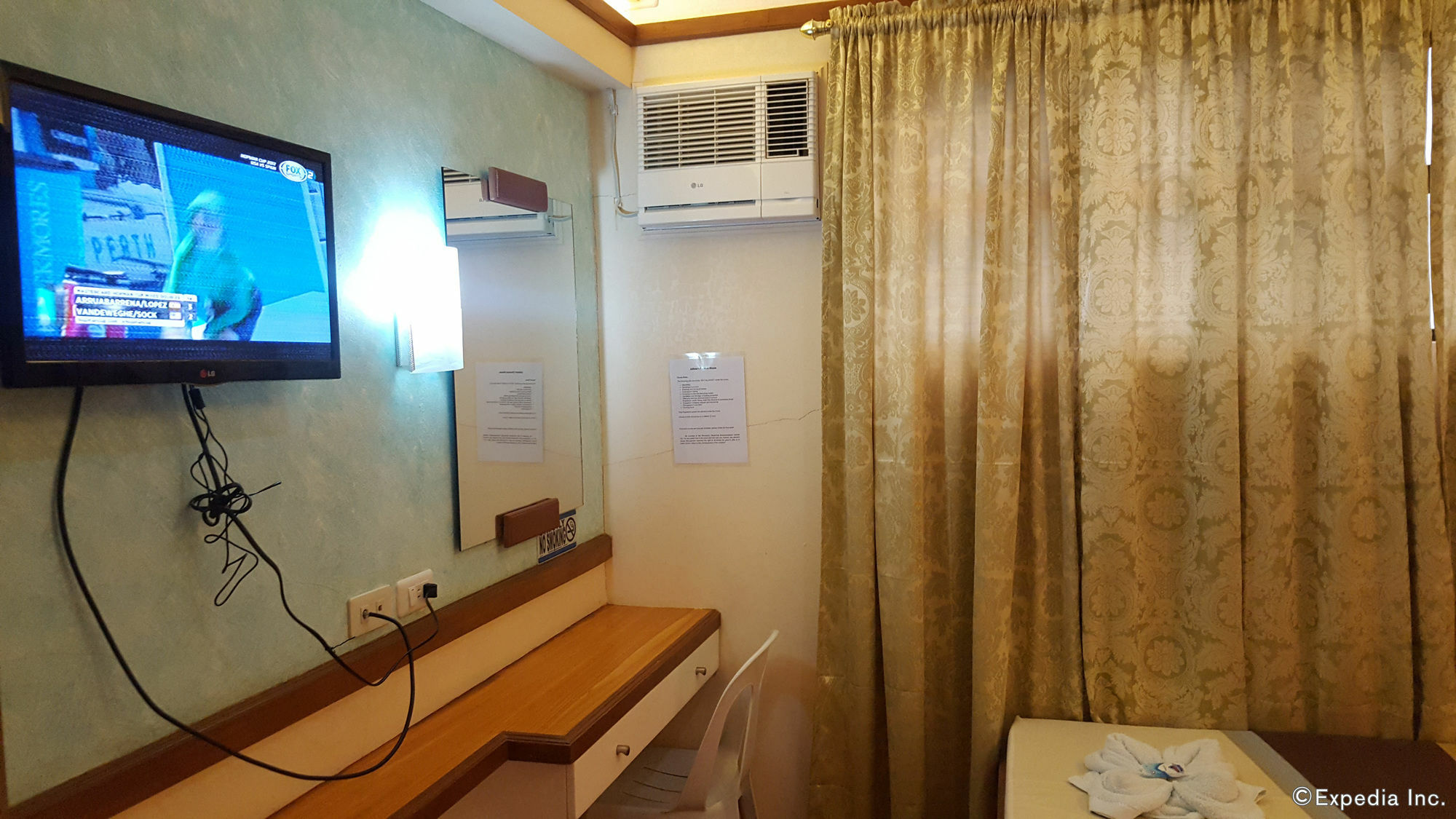 Julieta'S Pension House Puerto Princesa Bagian luar foto