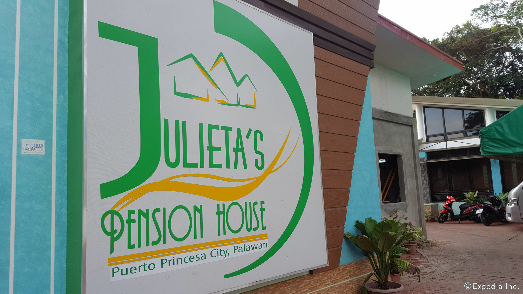 Julieta'S Pension House Puerto Princesa Bagian luar foto